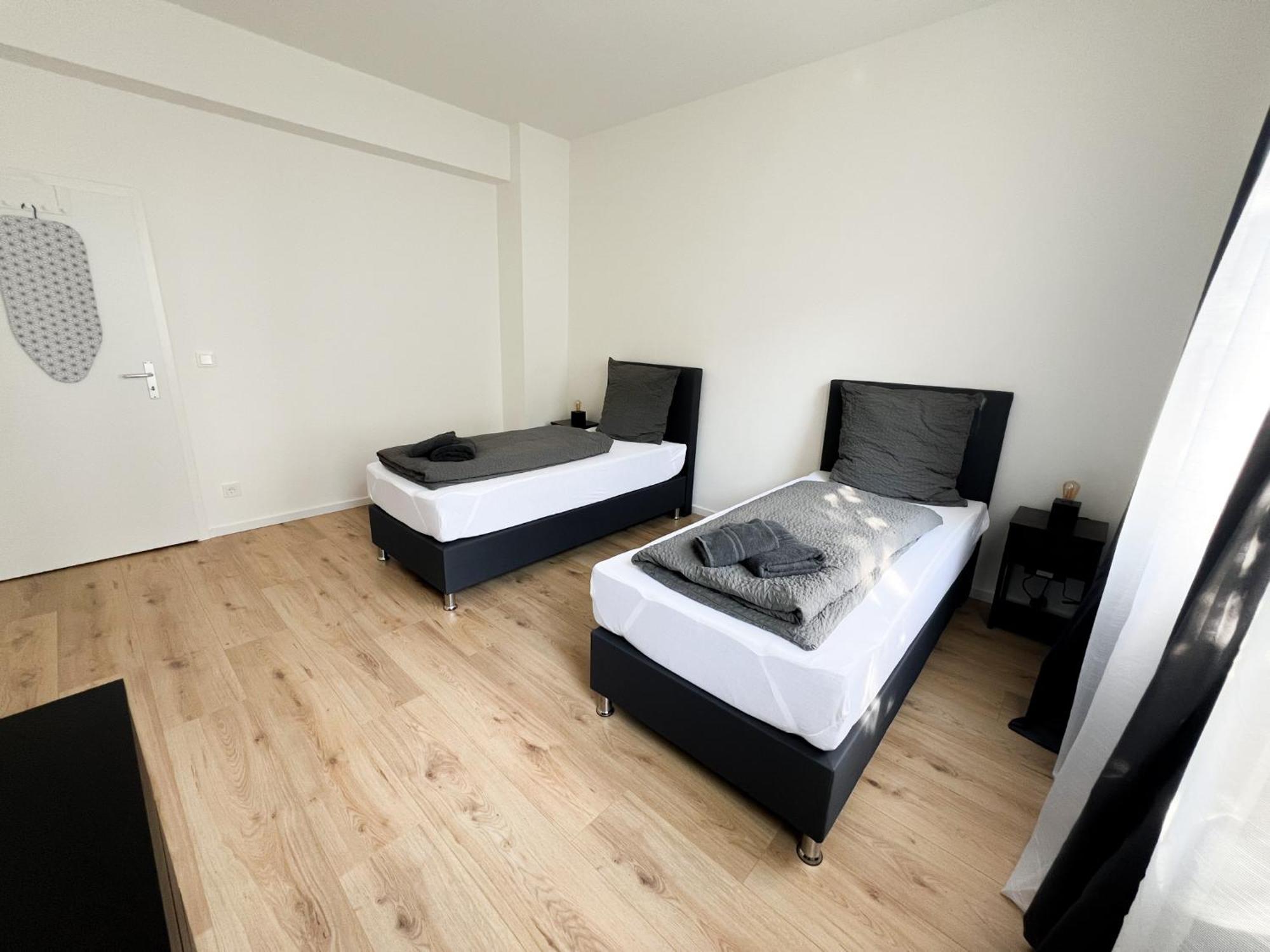 Vibehome Duesseldorf - Stadtmitte Екстериор снимка