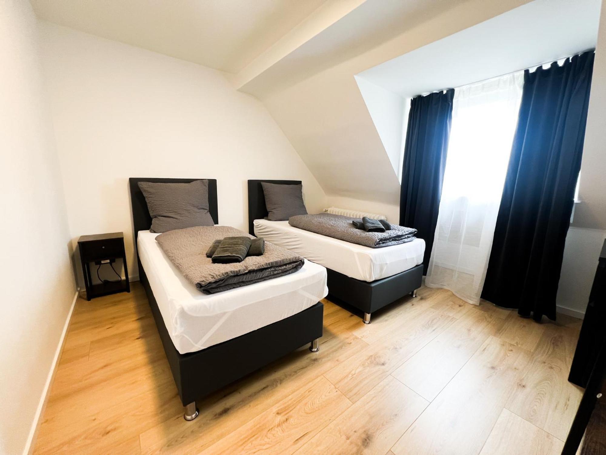 Vibehome Duesseldorf - Stadtmitte Екстериор снимка