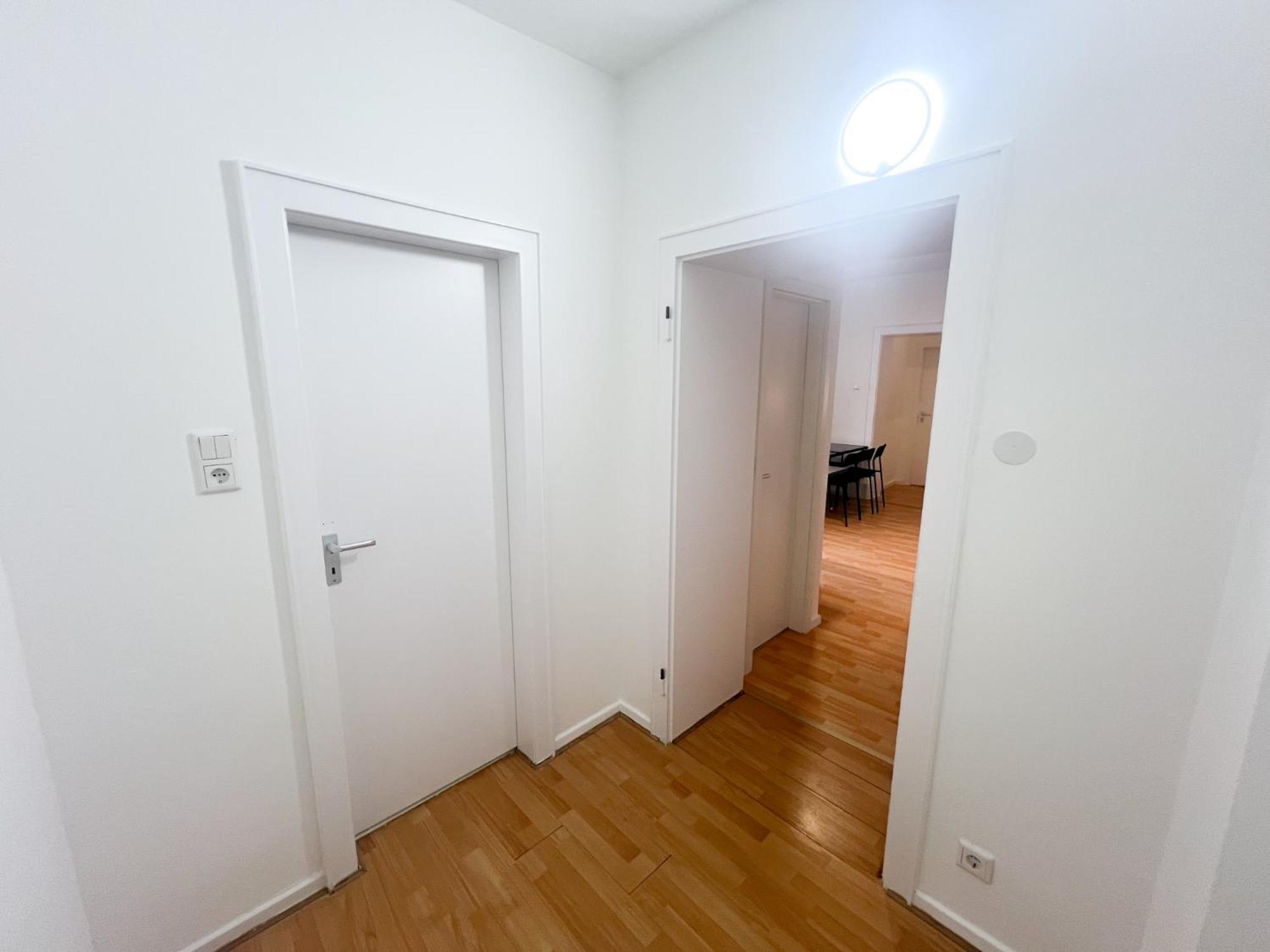 Vibehome Duesseldorf - Stadtmitte Екстериор снимка