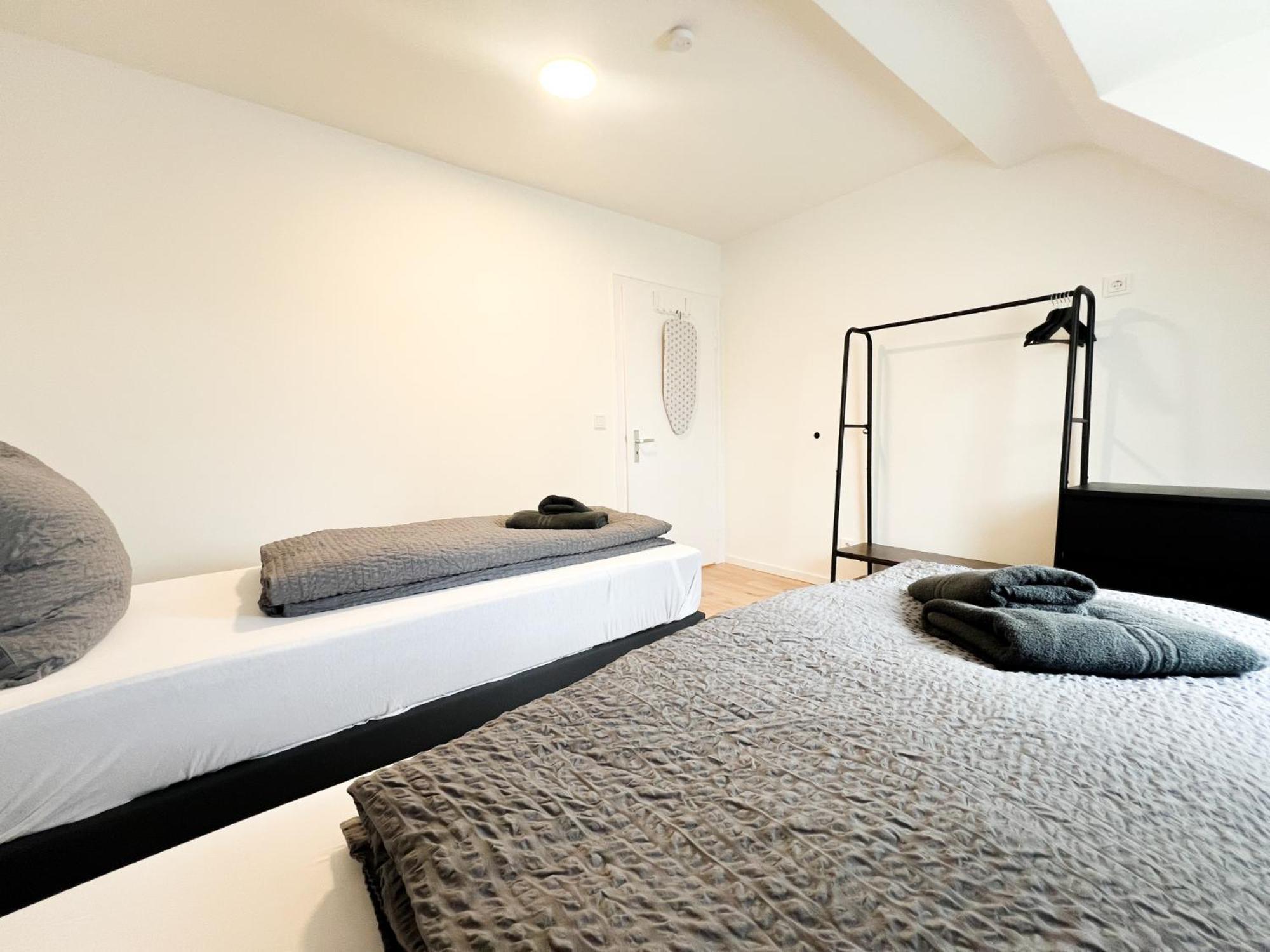 Vibehome Duesseldorf - Stadtmitte Екстериор снимка