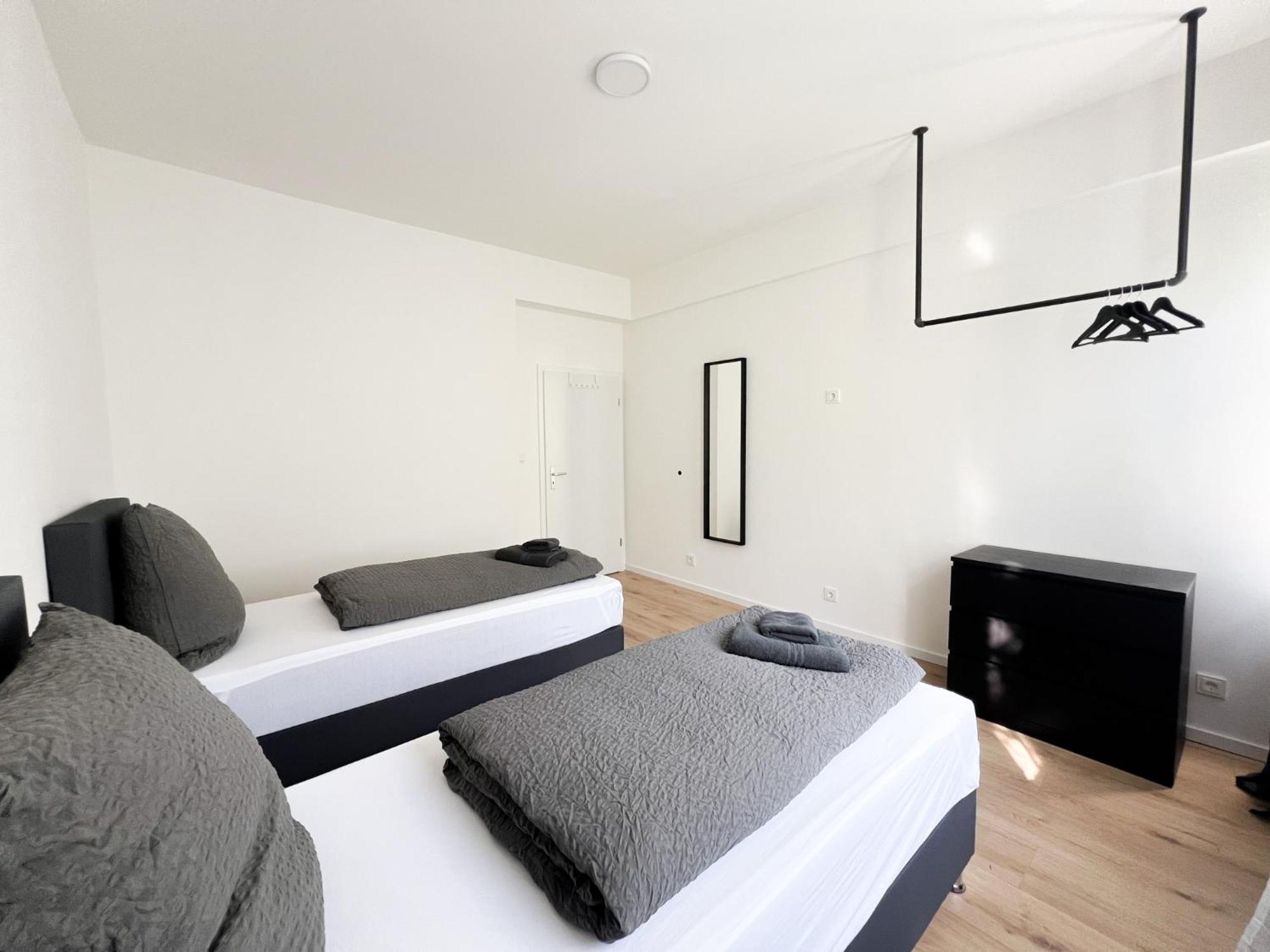 Vibehome Duesseldorf - Stadtmitte Екстериор снимка