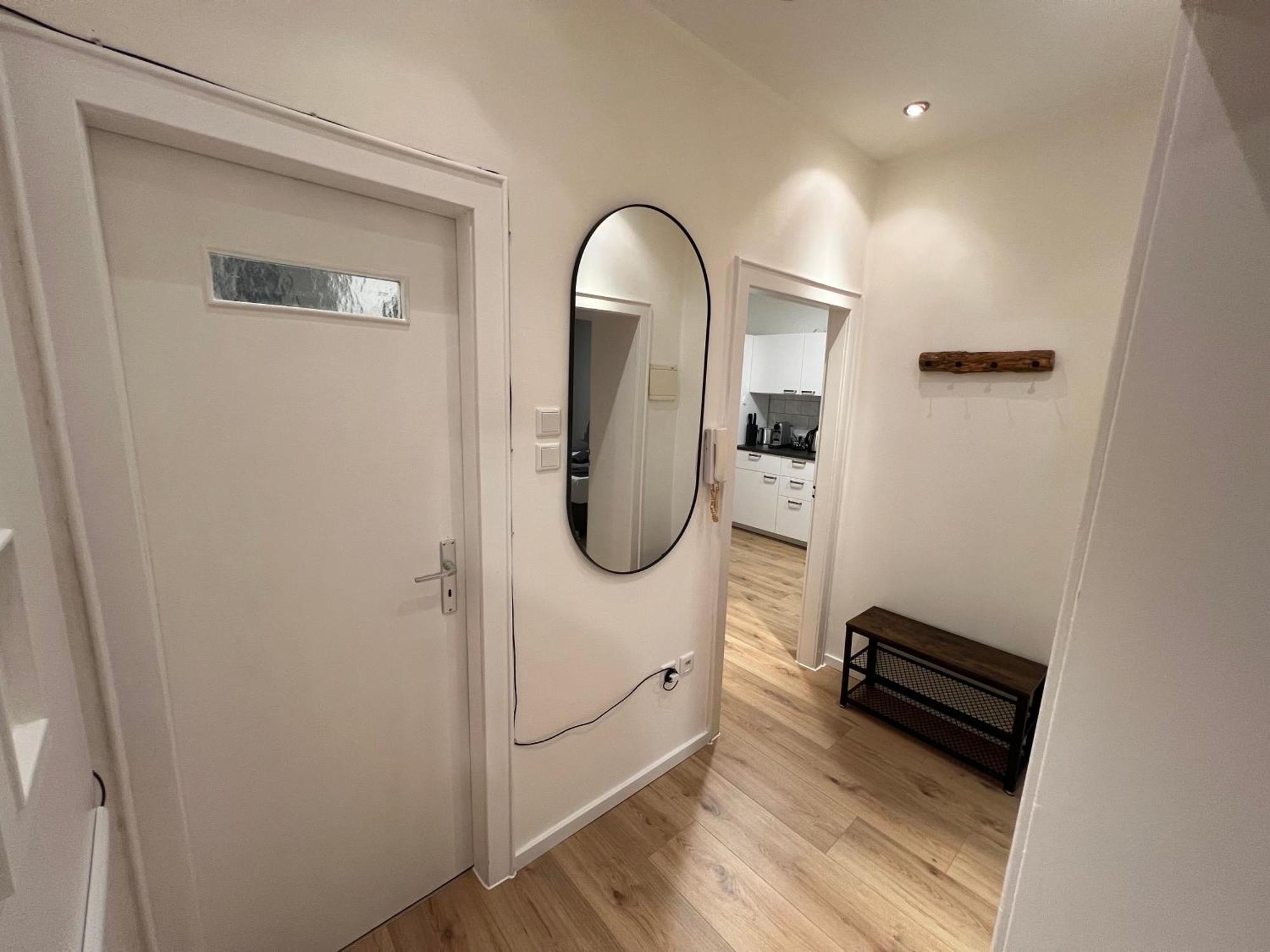 Vibehome Duesseldorf - Stadtmitte Екстериор снимка