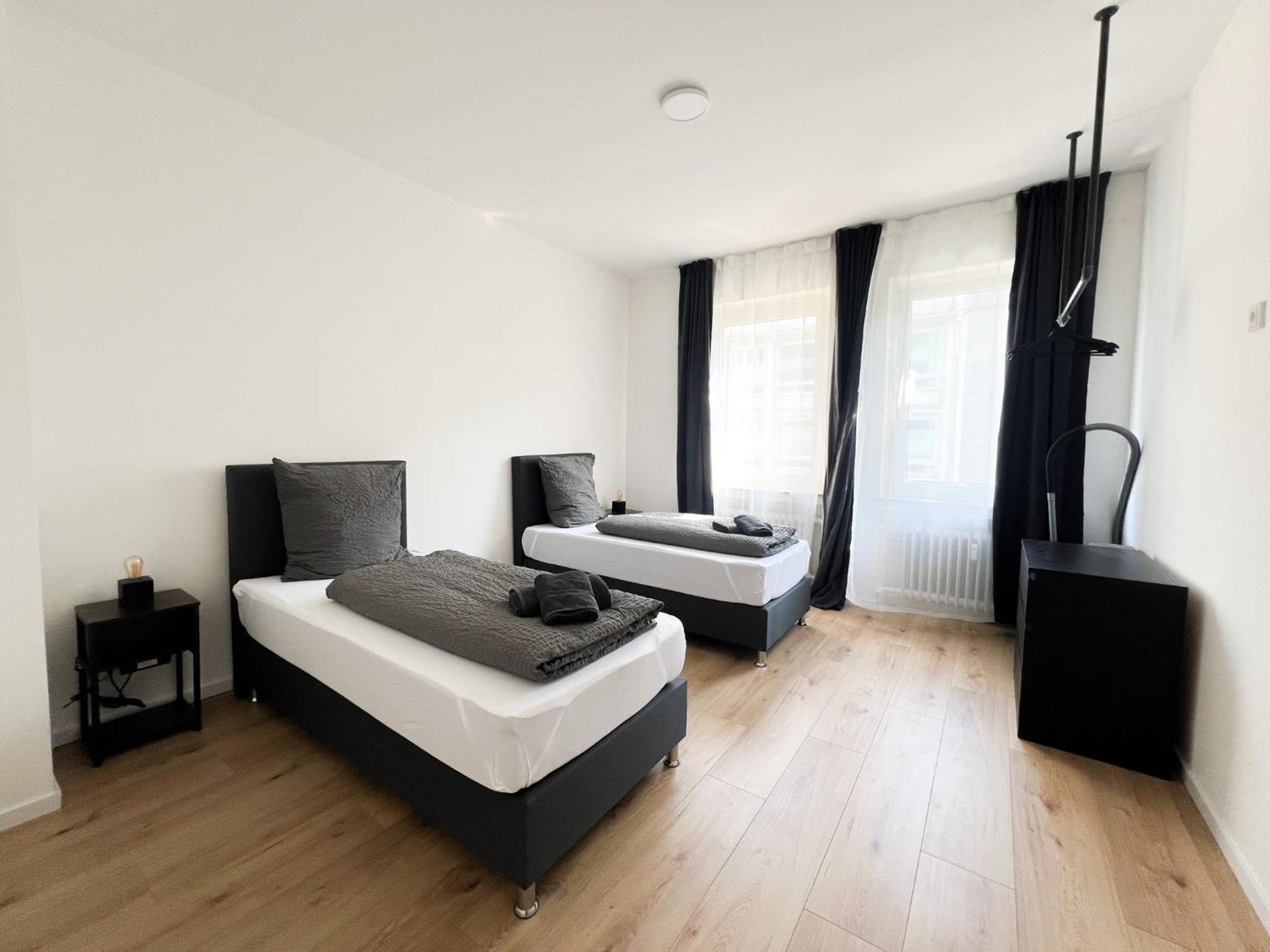Vibehome Duesseldorf - Stadtmitte Екстериор снимка