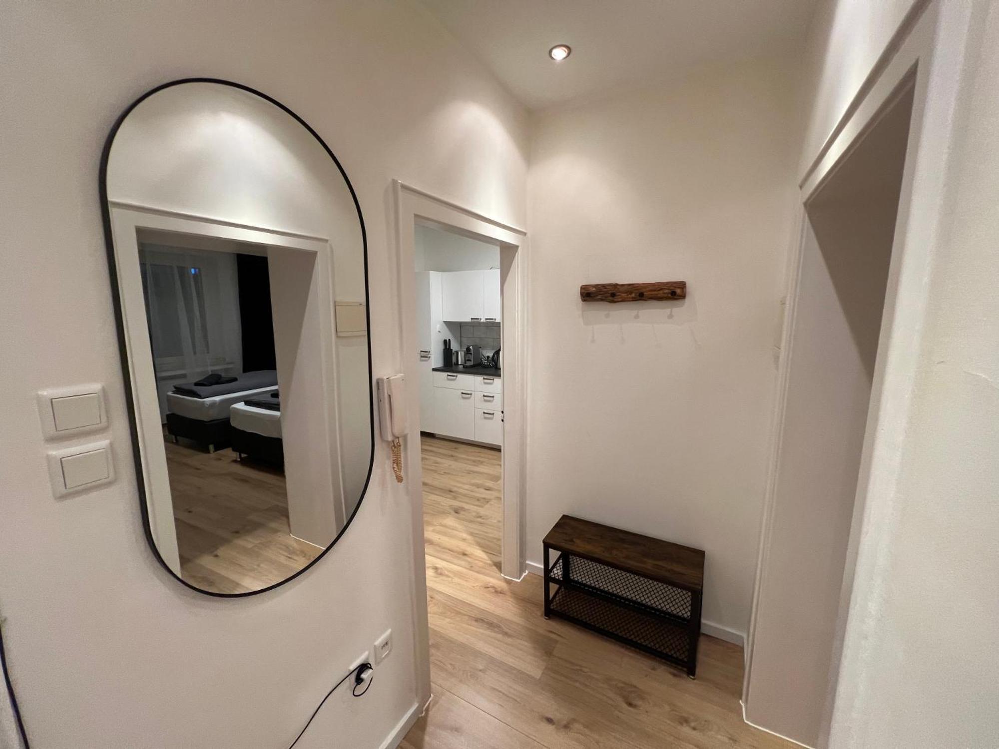 Vibehome Duesseldorf - Stadtmitte Екстериор снимка